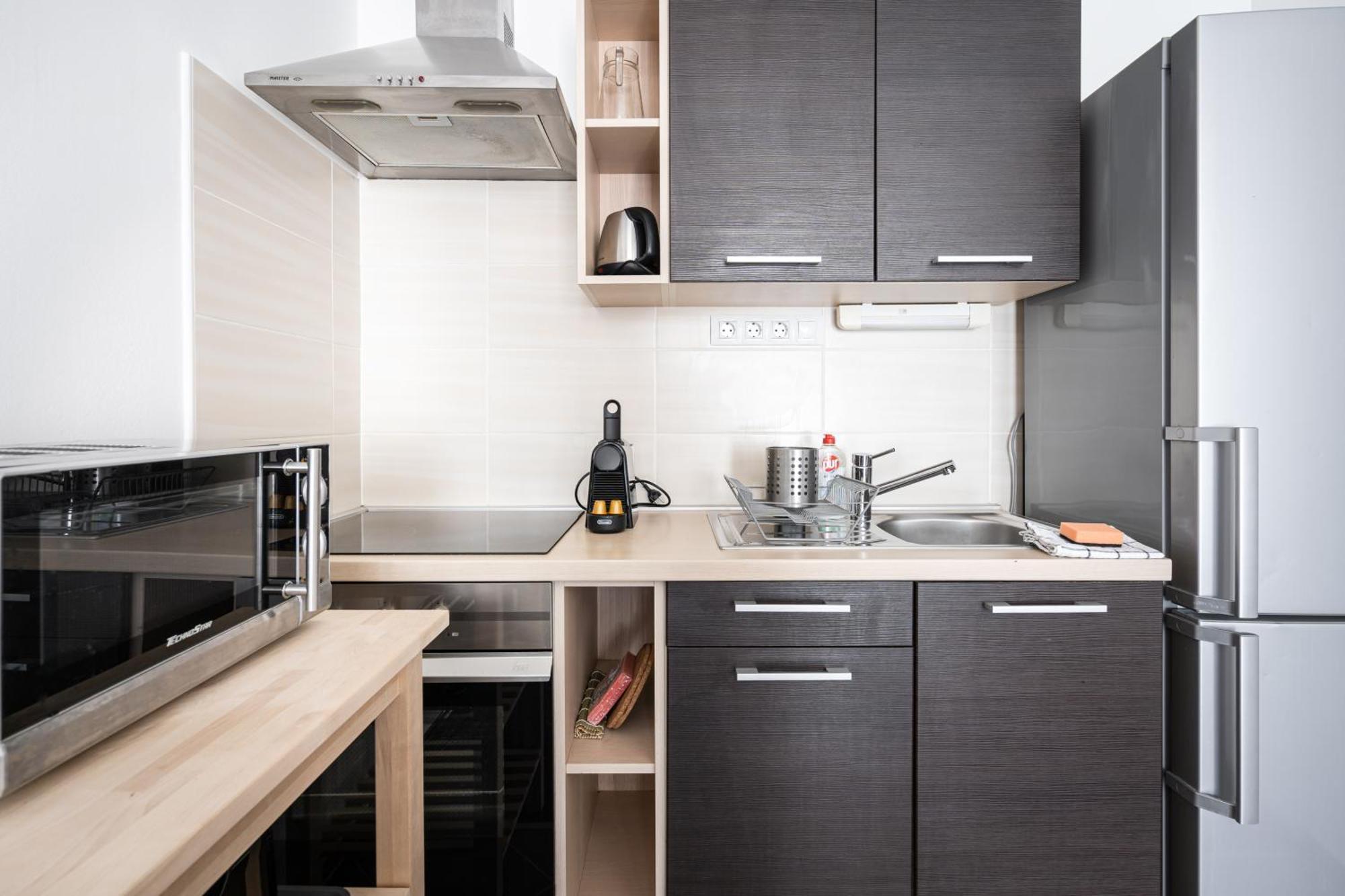 בודפשט City Center Corvin Suite Apartment מראה חיצוני תמונה